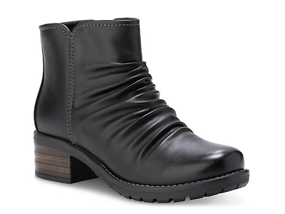 Veranda Bootie