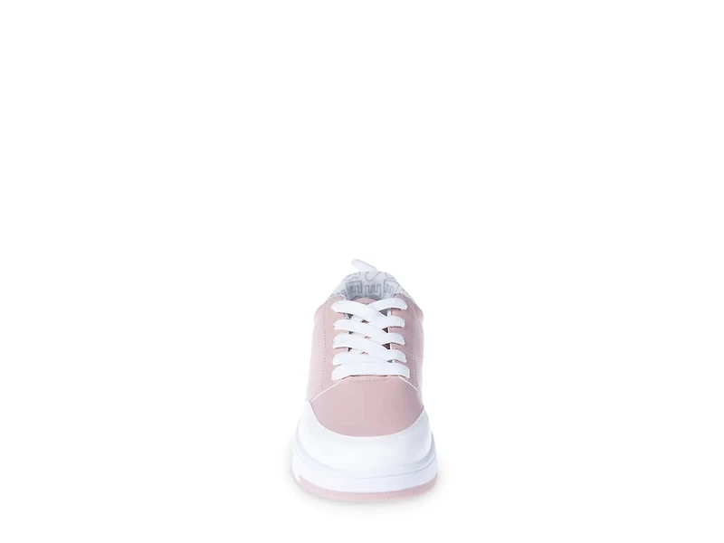 Jacee Sneaker