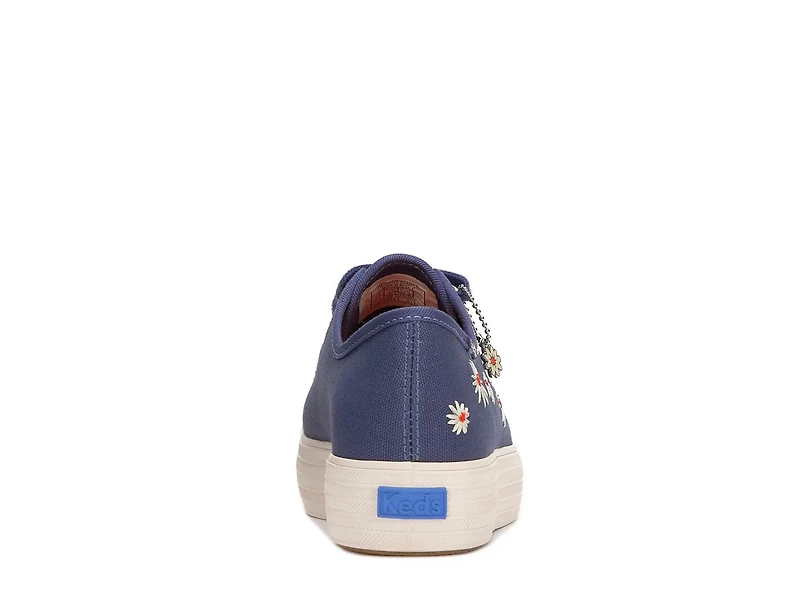 Triple Kick Sneaker