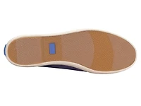Triple Kick Sneaker