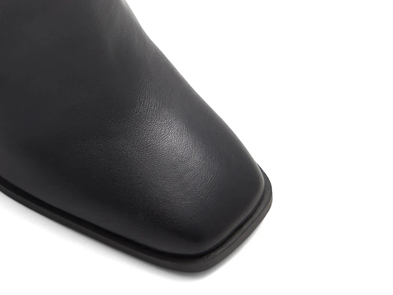 Nadiah Boot