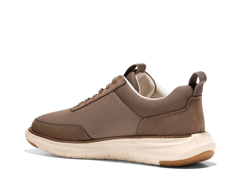 Grand Remix Sneaker