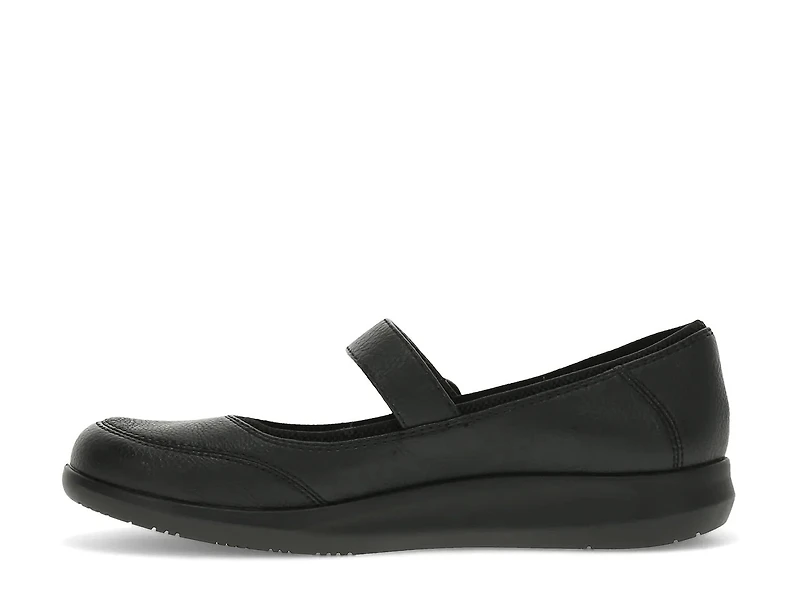 Joesie Mary Jane Flat