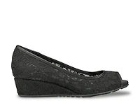 Candra Wedge Pump