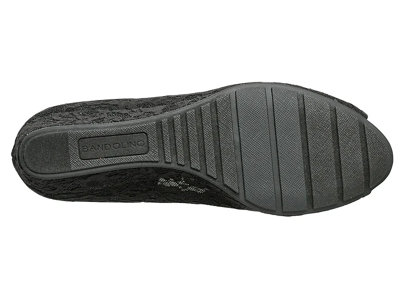Candra Wedge Pump