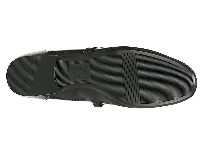 Kelly Mary Jane Flat