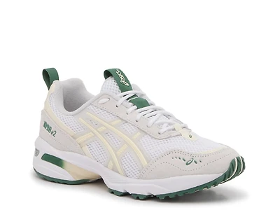 GEL-1090 v2 Sneaker