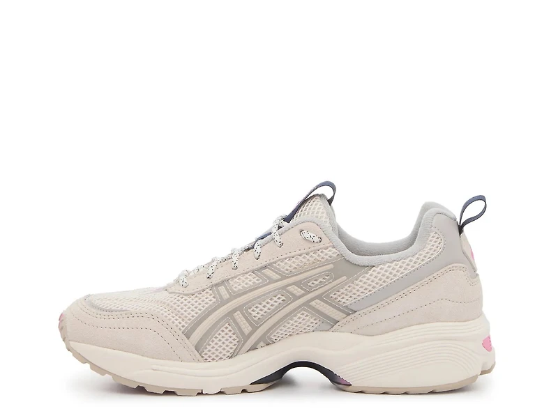 GEL-1090 v2 Sneaker