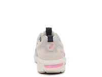 GEL-1090 v2 Sneaker