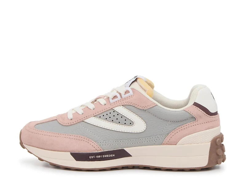 Match Sneaker