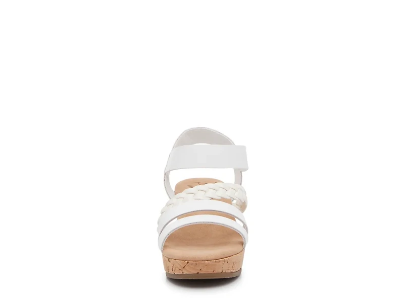 Lovely Wedge Sandal