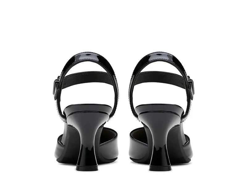 Kataleyna Cora Pump
