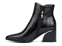 Nava Bootie