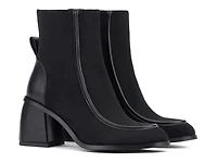 Rashida Bootie