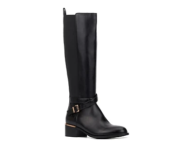 Danelle Boot