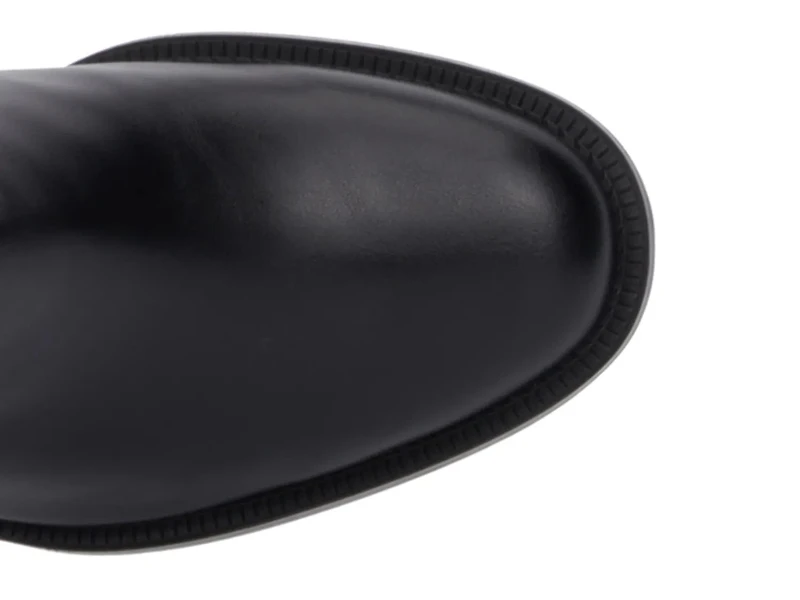 Karmiela Boot