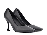Kamana Pump