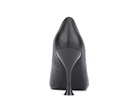 Kamana Pump