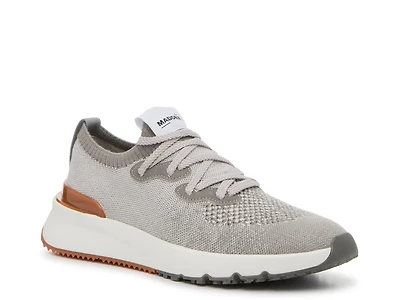 Nutron Sneaker