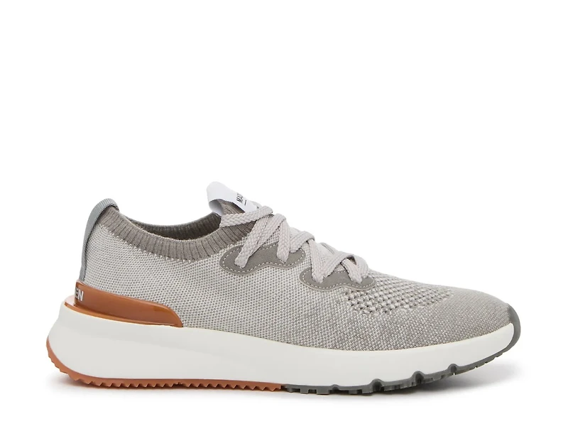 Nutron Sneaker