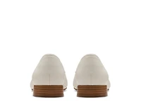 Natalyn Step Flat