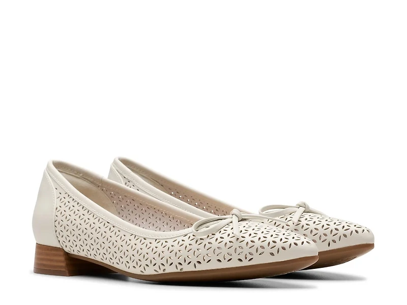 Natalyn Step Flat