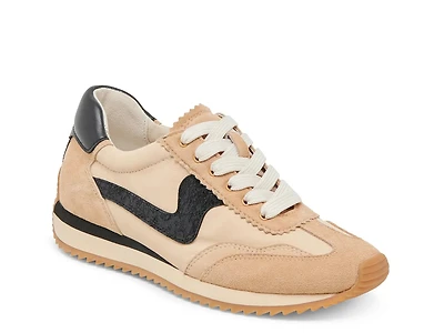 Notice Jogger Sneaker