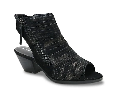 Sidney Sandal