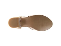Low Heeled Pump