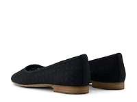 Briella Flat