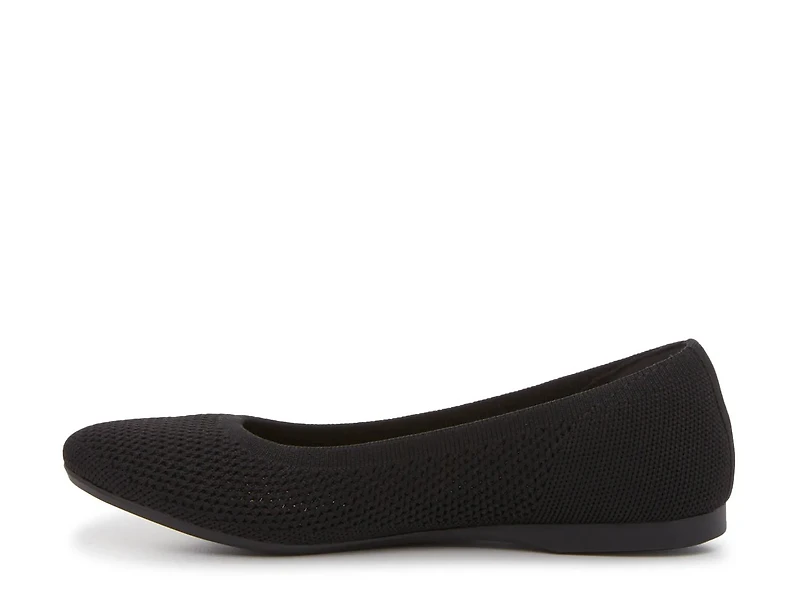 Emila Flat