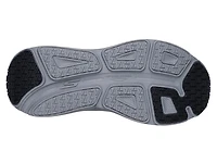 Max Cushioning Endeavour Sneaker