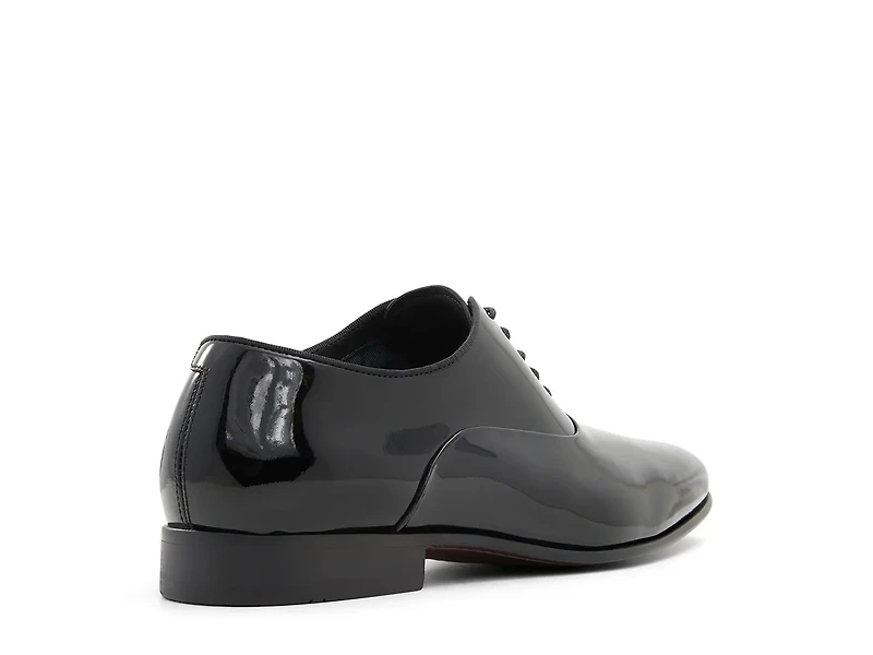 Pierce Oxford