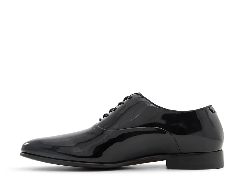 Pierce Oxford