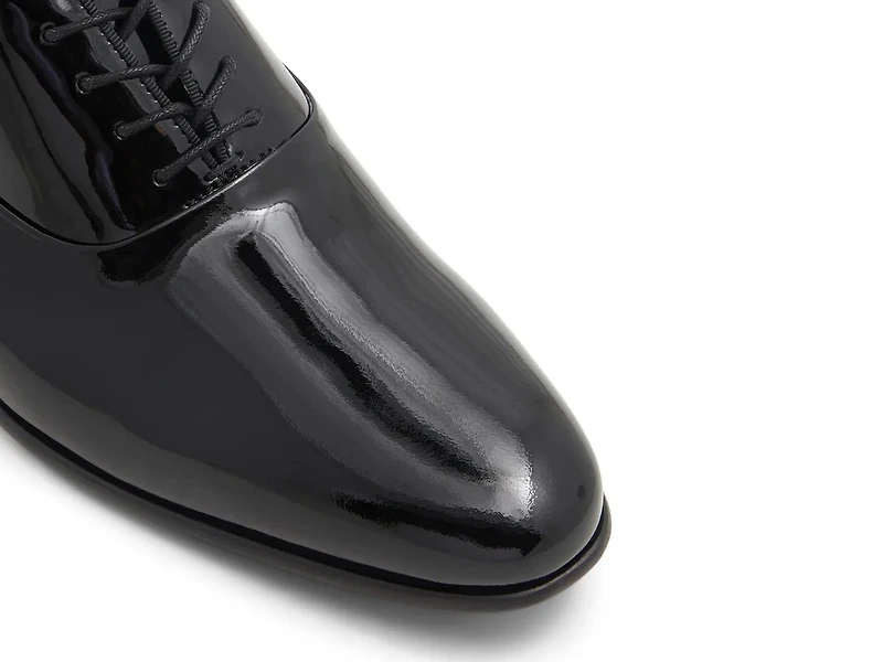 Pierce Oxford