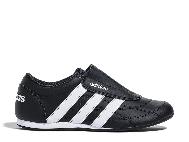 Tekwen Slip-On Sneaker