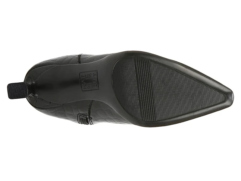 Deesha Boot