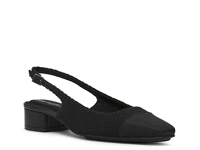 Novella Pump