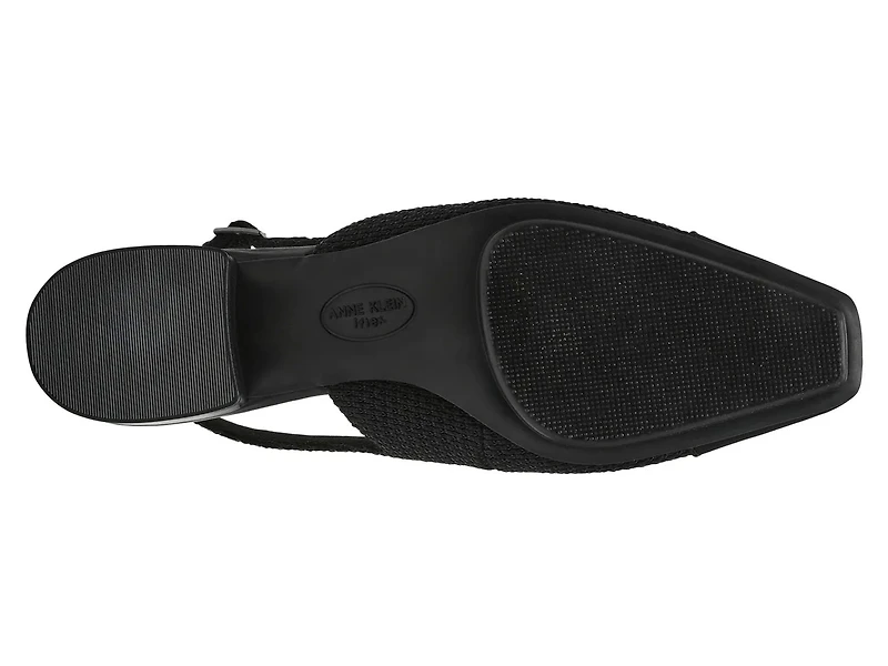 Novella Pump