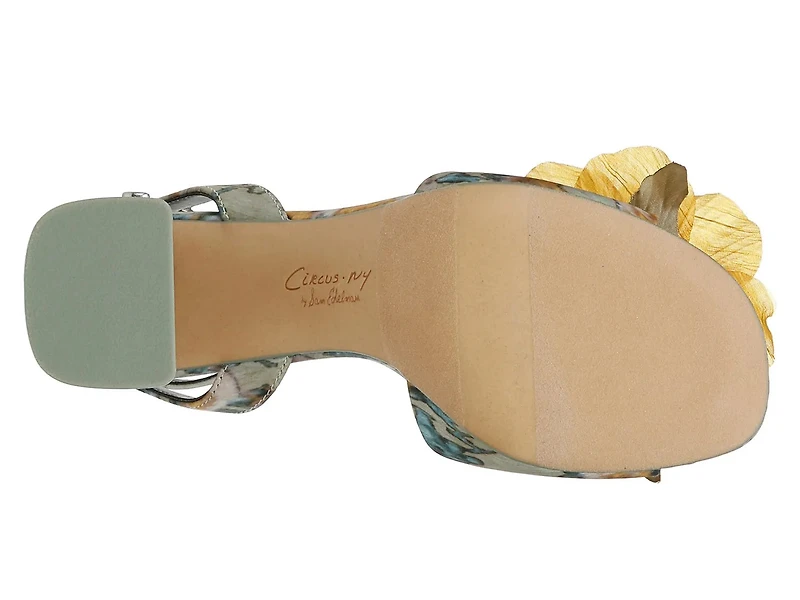 Aira Sandal