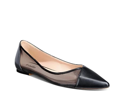 Linda Flat