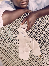 Samann Sandal