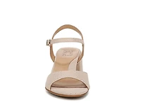 Daisy Sandal