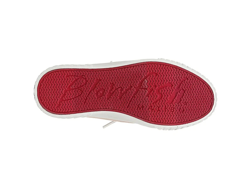 Wander Sneaker