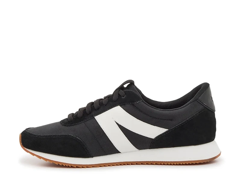 Milan Hands-Free Sneaker