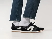 Milan Hands-Free Sneaker