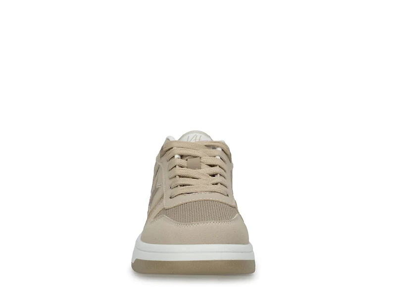 Fresh Sneaker