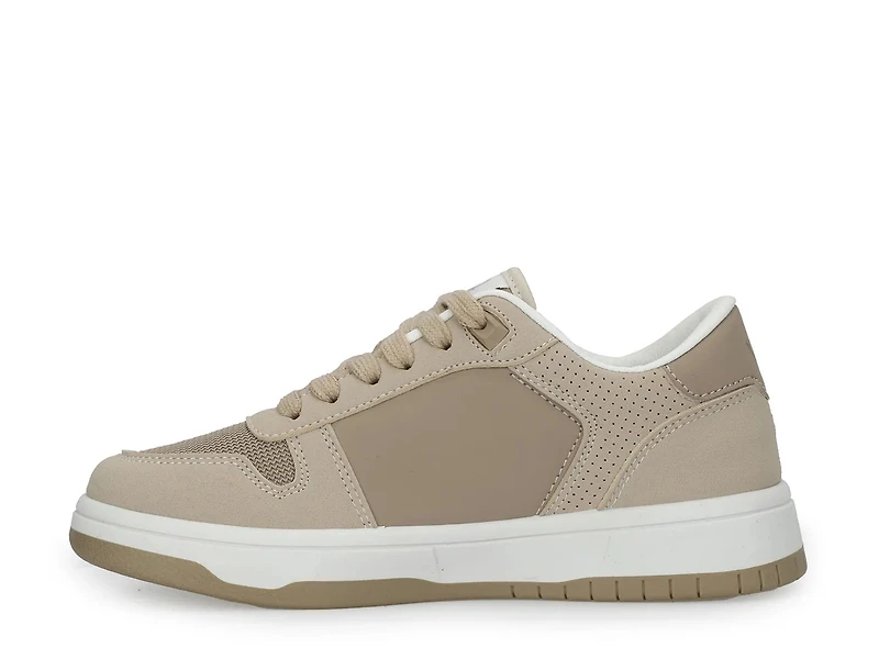 Fresh Sneaker