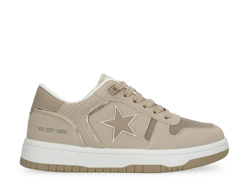 Fresh Sneaker