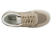 Fresh Sneaker